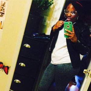 Meet your Posher, Artaya